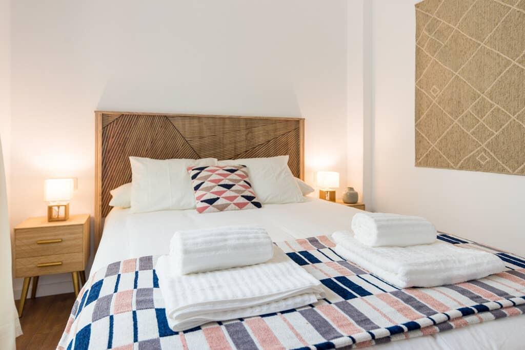 Tgh/ Malaga Center Urban Style Apartment Luaran gambar